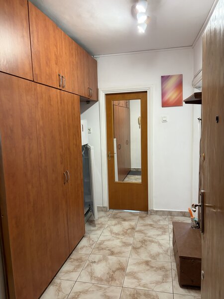 Tineretului, la 5 minute distanta de metrou,